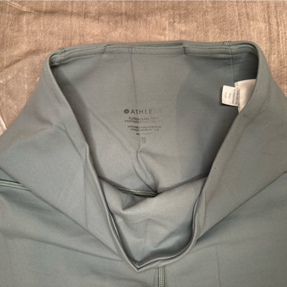 Athleta ELATION FLARE PANT size xs - Picture 2 of 3